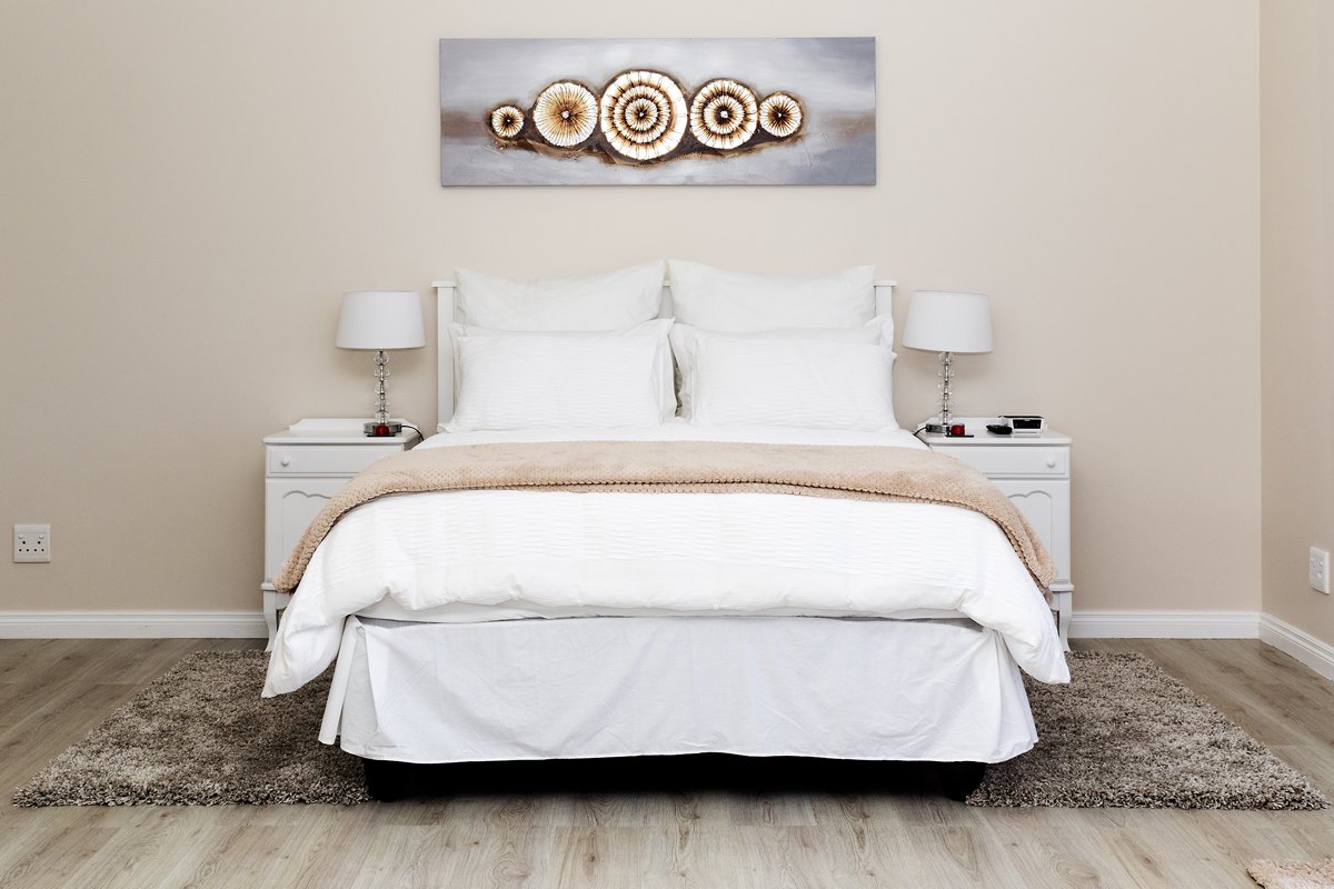 m_SettleInn_08_AstinSampson