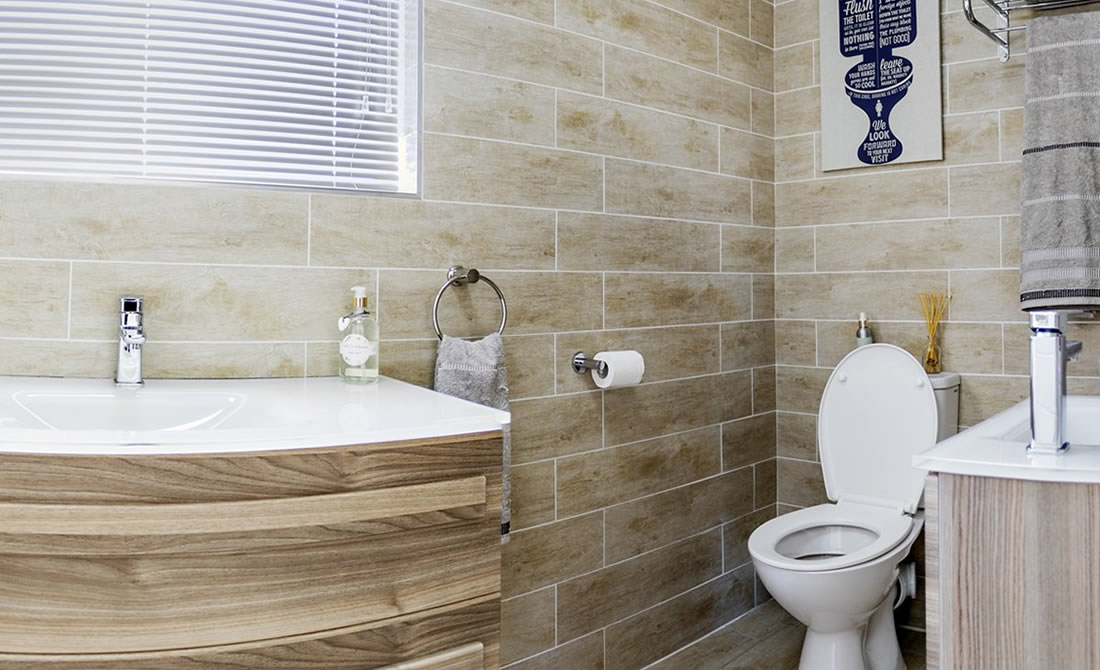 Unit Second Bathroom